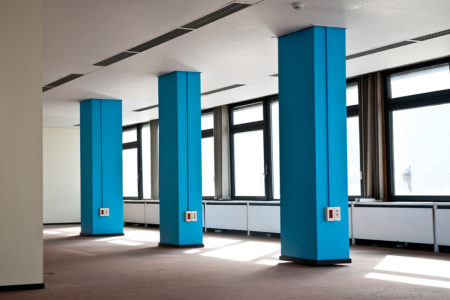 Roeland Tweelinckx, Blue Column, Architectural intervention and the space between, 2014, Wood and paint, Variable dimensions variable