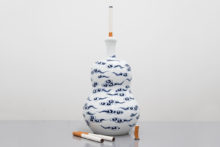 Jessica Lajard, The Seven Smokers #2, 2014-2016, Glazed porcelain and faience, 40,5 x 20 x 20 cm