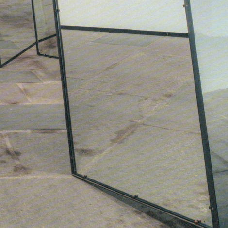 José Pedro Croft, Untitled, 2015, iron, glass and mirror, 250 x 170 x 80 cm (detail)