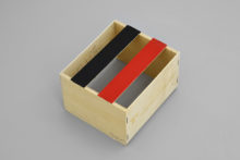 Bernard Villers, Cageot rouge et noir, 2019, Tempera on wood, 23,5 x 21 x 15 cm