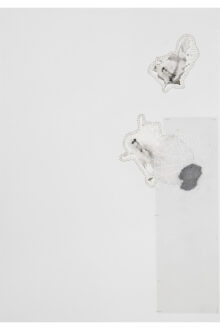Gudny Rosa Ingimarsdottir, 2 valuable wet surfaces, 2021, Ink, pencil and sewing on paper, 29,7 x 21 cm