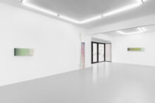 Fernanda Fragateiro, exhibition view of She always starts by planting a tree at Irène Laub gallery, 2025 (© Hugard & Vanoverschelde)