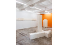 Fernanda Fragateiro, exhibition view of INVESTIGAÇÃO DA PERGUNTA E DO OBJECTO. Noémia Coutinho e “Uma Escola de Iniciação de Arte”, at CAAA, Guimarães (PT), 2026 (© Fausto)